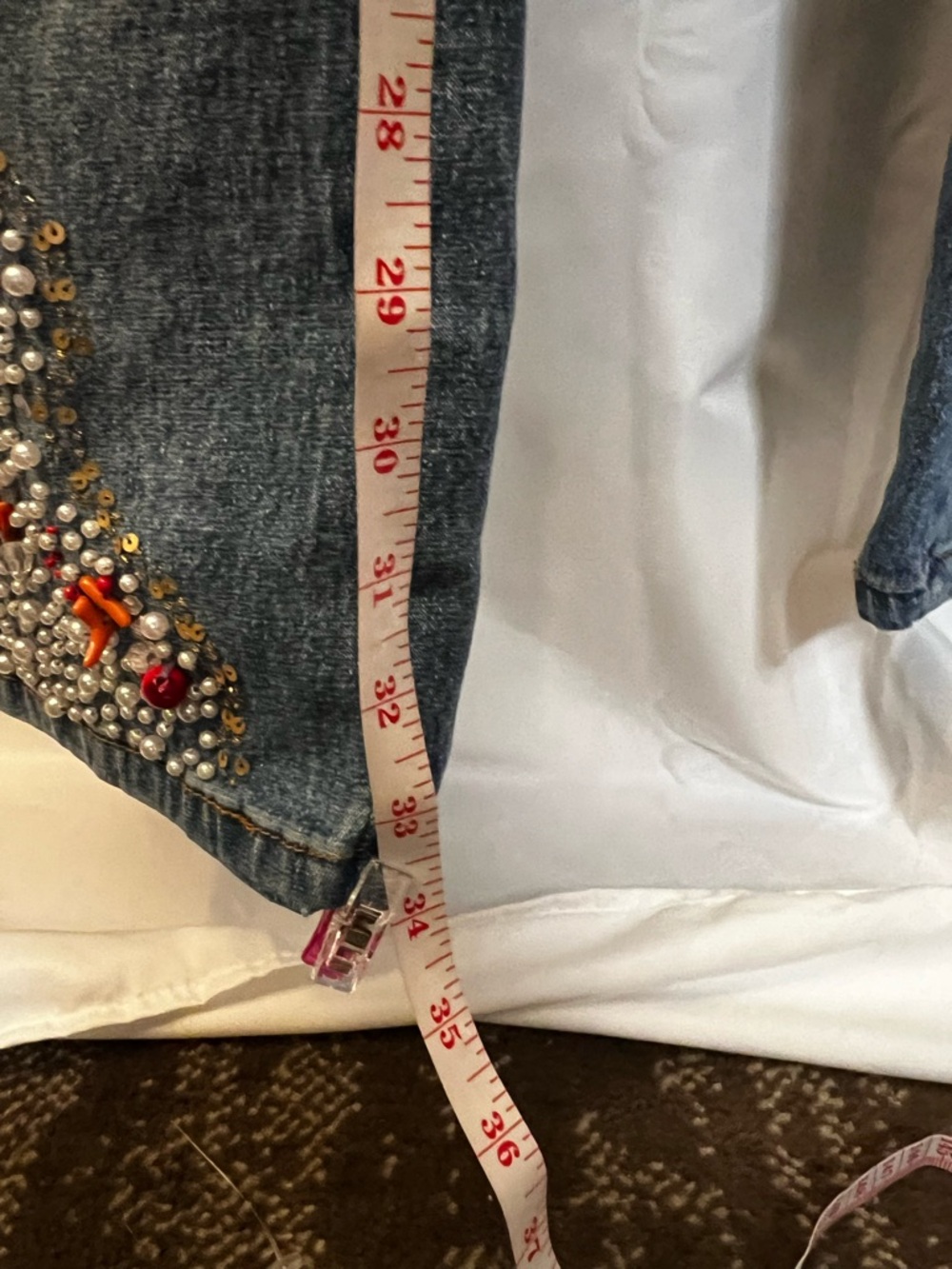 DG2 Diane Gilman Blue Wide-Leg Jeans with Red Floral Pearls & Crystals - Picture 6 of 16